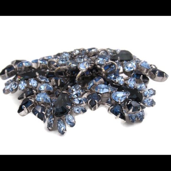 Not for Sale ...... Vintage Sherman Blue Brooch - Picture 4 of 4